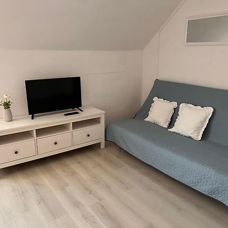 Pacsirta Apartman Grand Эгер Экстерьер фото