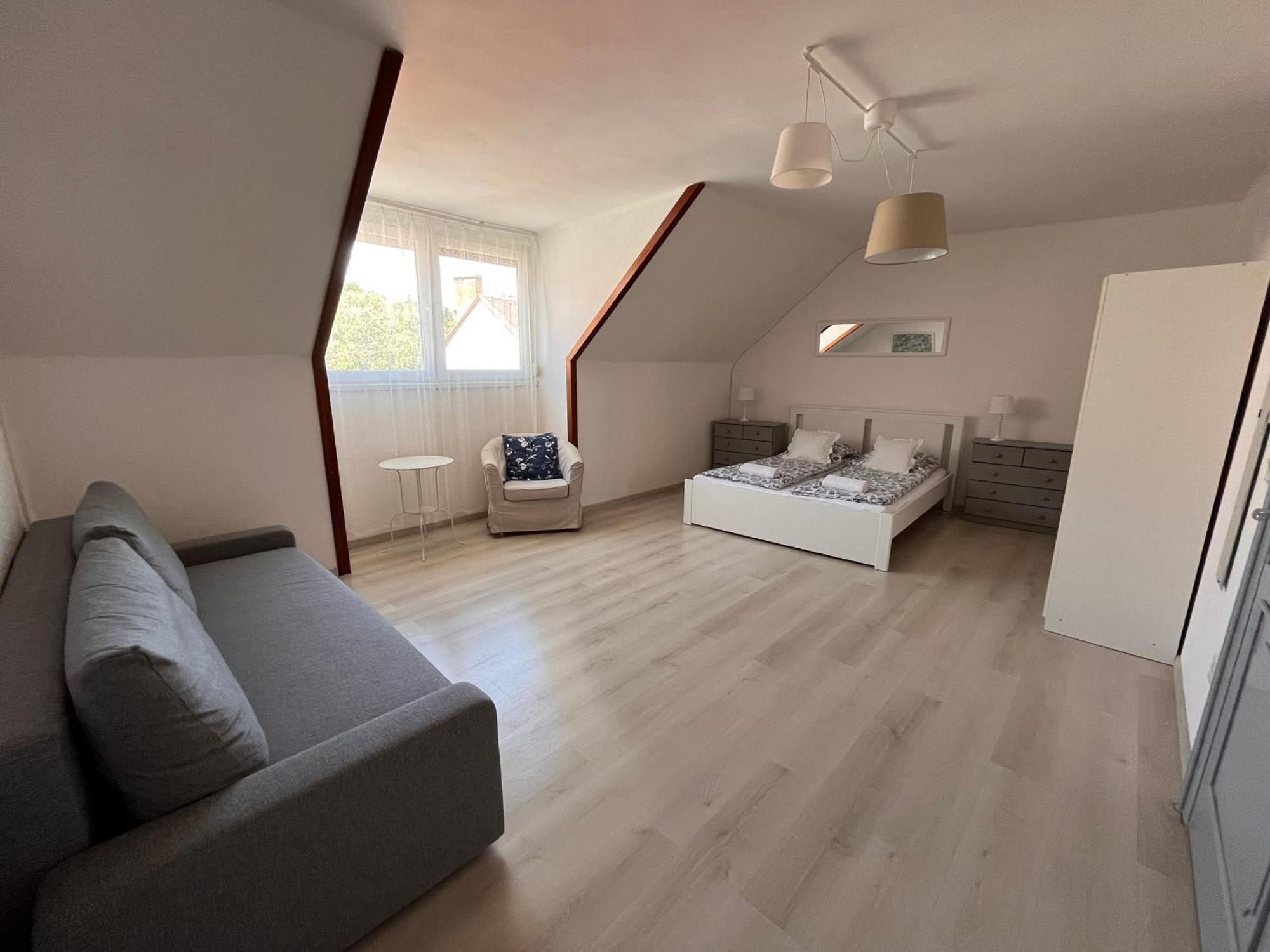 Pacsirta Apartman Grand Эгер Экстерьер фото